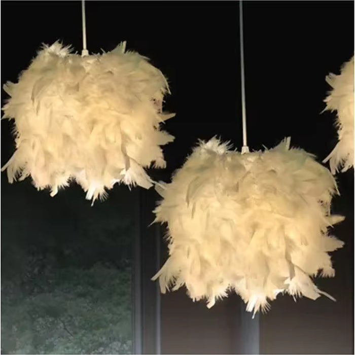 Plafonnier blanc en plume — plafonnier Plafonniers Design
