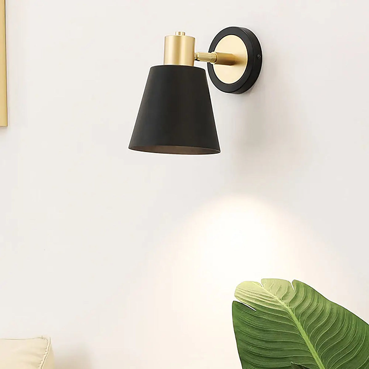 Applique design noire en métal pour tête de lit — applique murale Plafonniers Design – vue 4