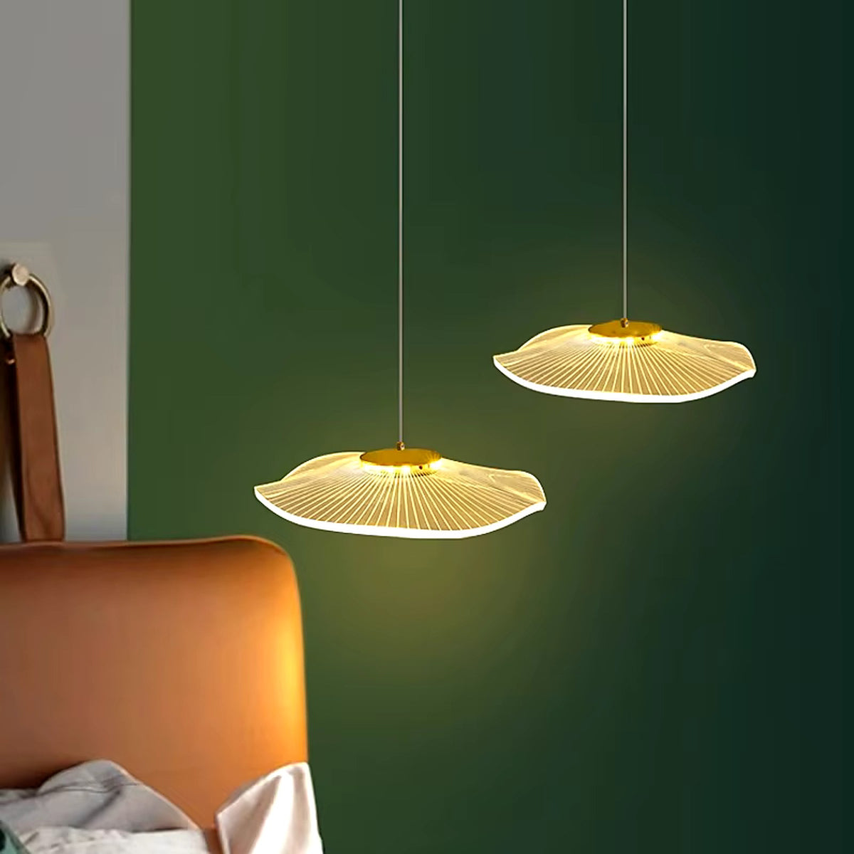 Plafonnier acrylique transparent en feuille de Lotus — plafonnier Plafonniers Design