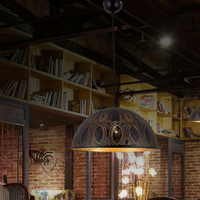 Plafonnier métal noir idéal pour lampe de table restaurant — plafonnier Plafonniers Design
